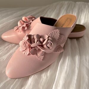 Comfort View, 8, NWOT, Feminine Mauve, Floral Embellished, Slipper Mule